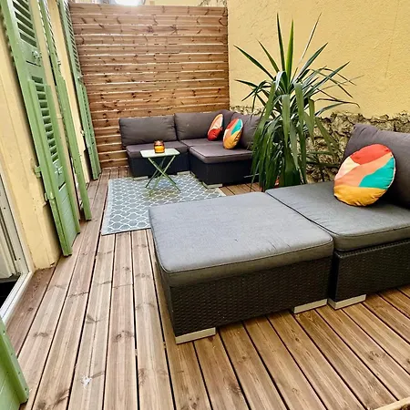 公寓 Joli 2 Pieces Avec Terrasse En Centre 尼斯