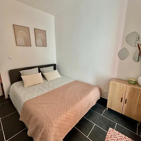 Apartament Joli 2 Pieces Avec Terrasse En Centre Nicea